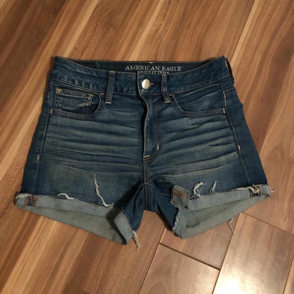 American Eagle hi-rise shortie shorts